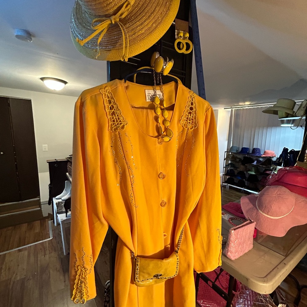 New & slightly used items